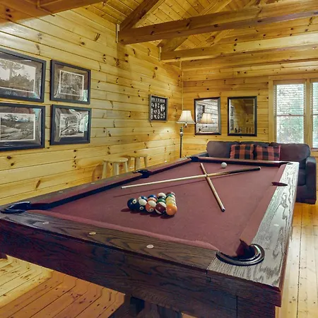 Woodland Hideaway Villa Gatlinburg Exterior photo